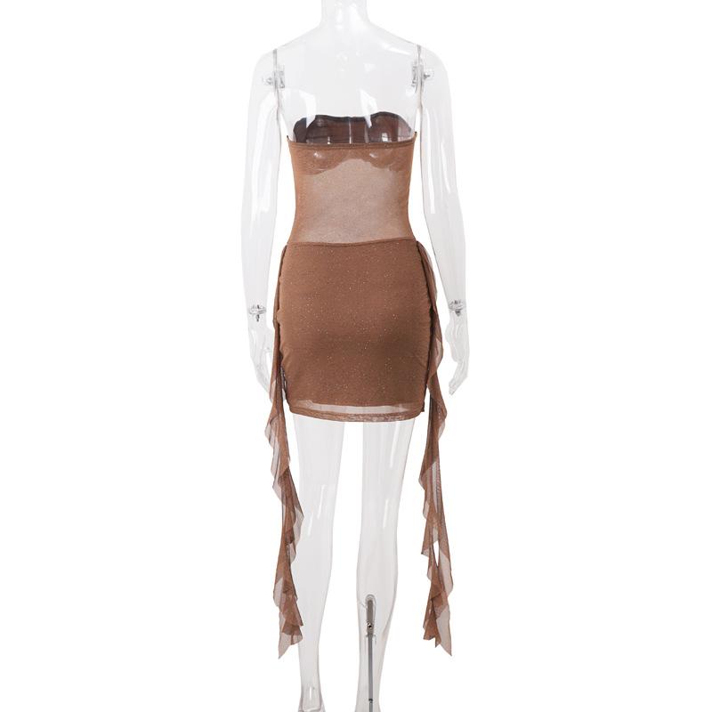 Mini-robe tube à volants en maille froncée et perles 