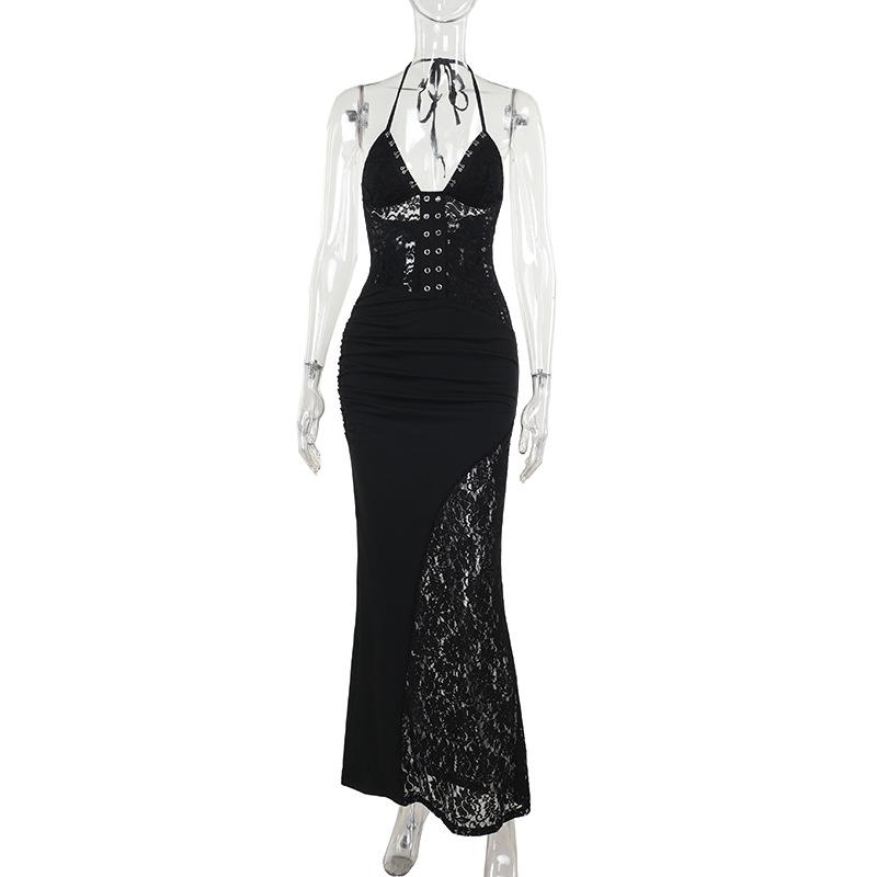 Robe longue froncée à col en V et licou en dentelle 