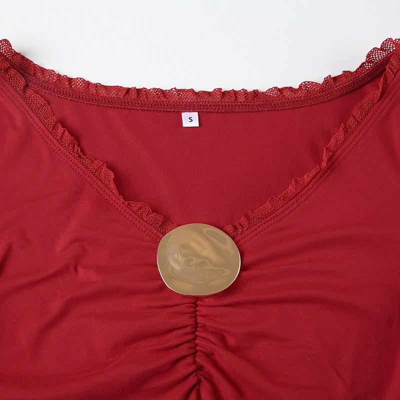 Body con volantes y botones, cuello en V y manga larga fruncida 