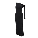 Vestido largo liso con un solo hombro irregular y lazo anudado 