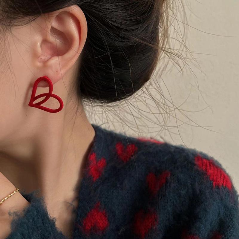 Pendientes con colgante de perla sintética con forma de corazón y lazo