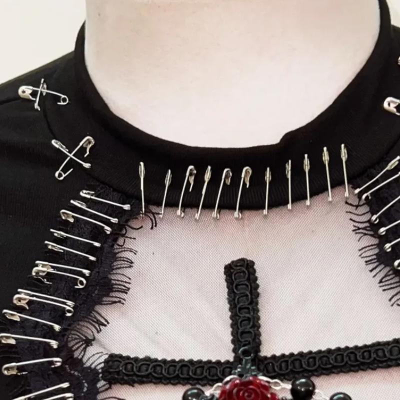 Haut en maille à col ras du cou et appliqué de fleurs perlées 