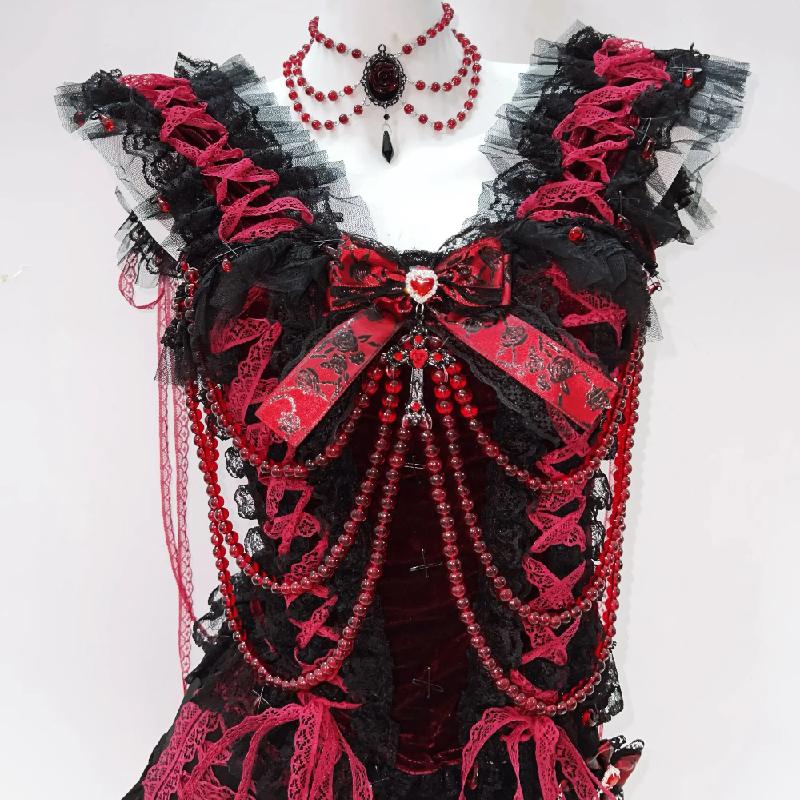 Ensemble mini-jupe à col en V et ourlet en dentelle perlée avec nœud papillon 