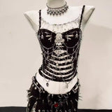 Top de tirantes con aplique de calavera y cadena de metal ahuecado con anilla en O 