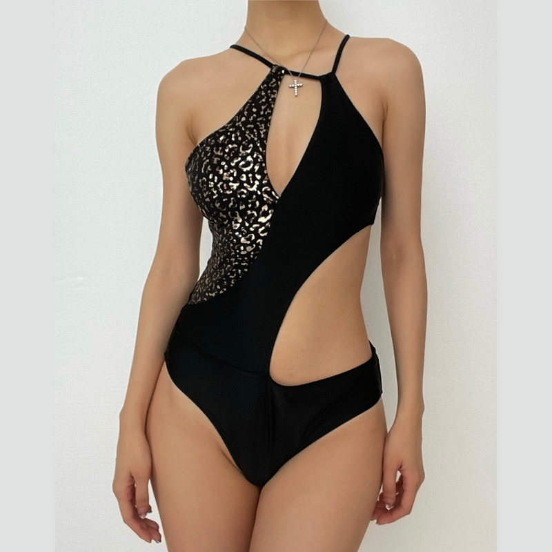 Maillot de bain une pièce irrégulier à imprimé léopard et à une épaule 