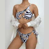Maillot de bain bikini à une épaule en patchwork de maille avec boutons et nœuds 