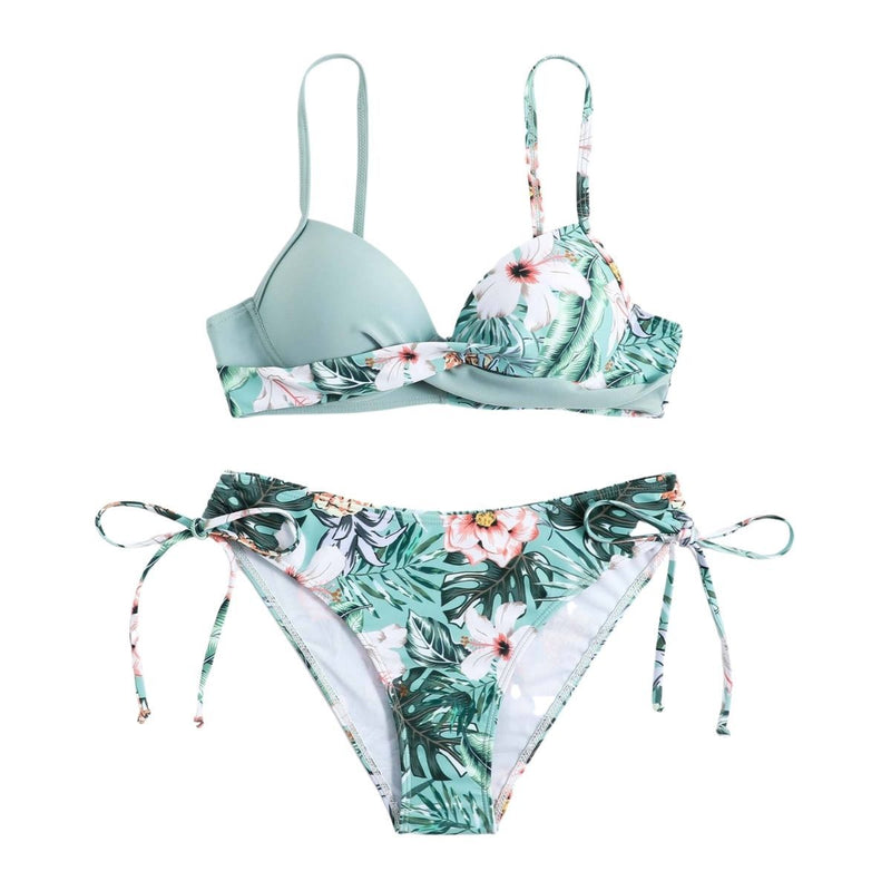 Traje de baño tipo bikini con tirantes finos, acolchado y cruzado en la parte delantera con estampado de flores 