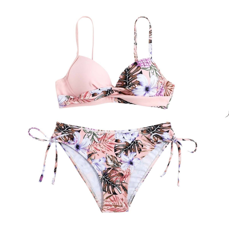 Traje de baño tipo bikini con tirantes finos, acolchado y cruzado en la parte delantera con estampado de flores 