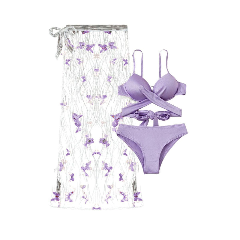 Traje de baño de tres piezas con tirantes finos, malla con apliques de mariposa, lazo en contraste y parte delantera cruzada 