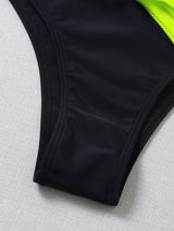 Maillot de bain 3 pièces à bretelles contrastées et irrégulières 