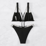 Maillot de bain bikini à nouer avec chaîne en strass et dos nu croisé 