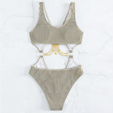 Maillot de bain une pièce texturé avec chaîne en métal et anneau en O, col en V, ajouré 