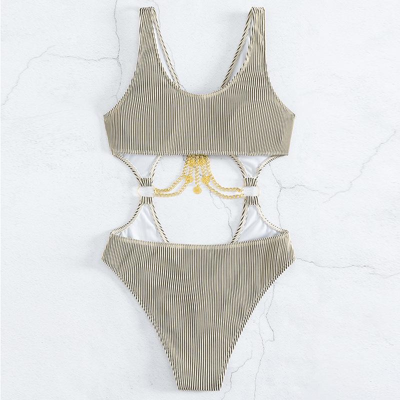Maillot de bain une pièce texturé avec chaîne en métal et anneau en O, col en V, ajouré 