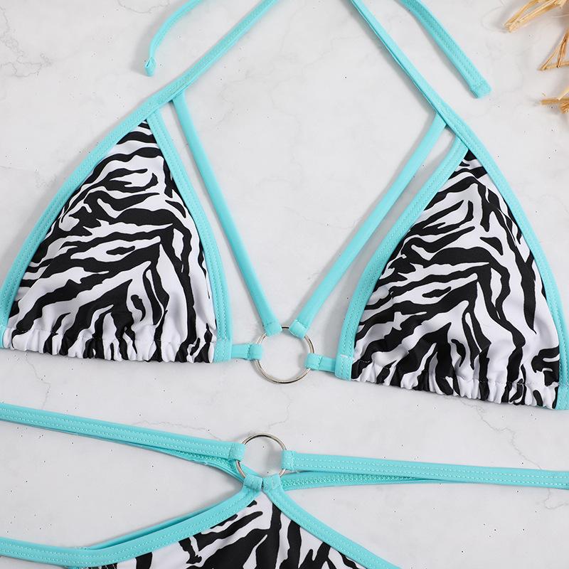 Traje de baño bikini sin espalda con contraste y anilla en O con estampado de cebra 