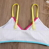Traje de baño tipo bikini de tirantes finos con escote en V, espalda descubierta y aro en O, acolchado en contraste 