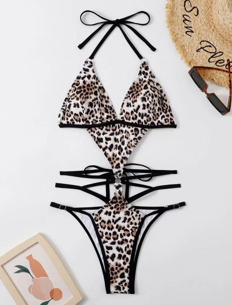 Traje de baño bikini con espalda descubierta, acolchado y estampado de leopardo en contraste 