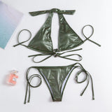 Traje de baño bikini sin espalda con aro o lazo y cuello halter metálico sólido 