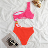 Maillot de bain une pièce texturé contrasté à une épaule et anneau en O ajouré 