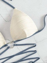 Traje de baño bikini sin espalda, con textura, cruzado en la parte delantera y halter con relleno en contraste 